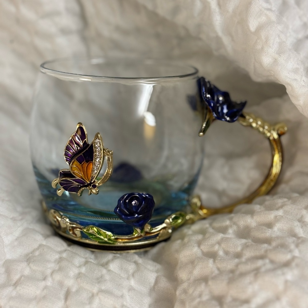 Elegant Glass Mug Set with Butterfly and Rose Design
